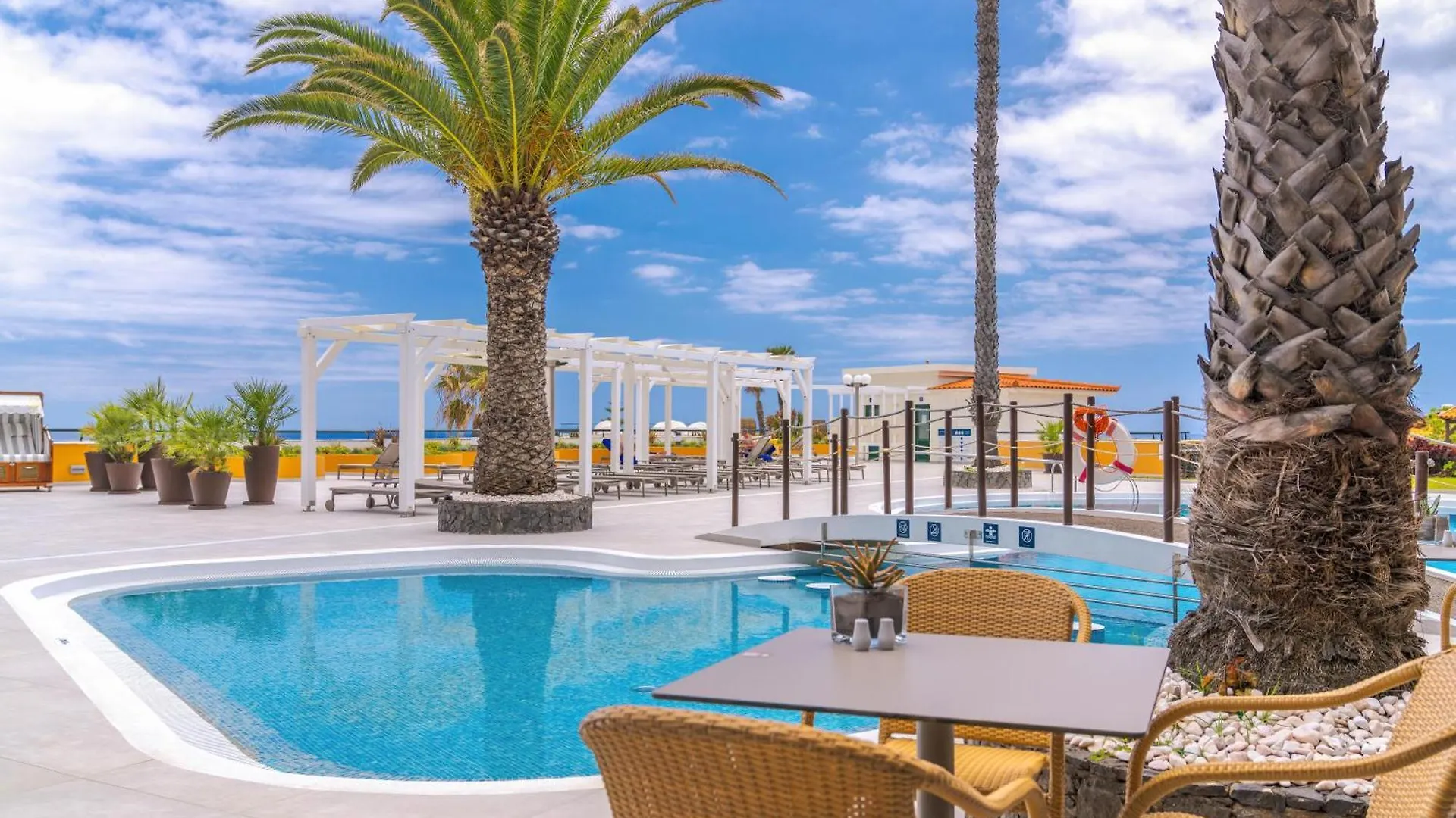 Hotel Sentido Galosol Canico